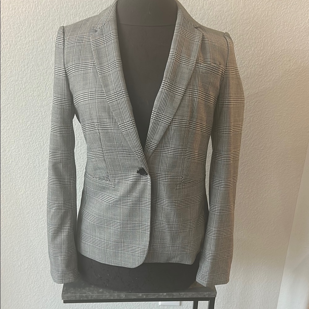 Banana Republic blazer 15 pit to pit 25 inches long nice‎ quality